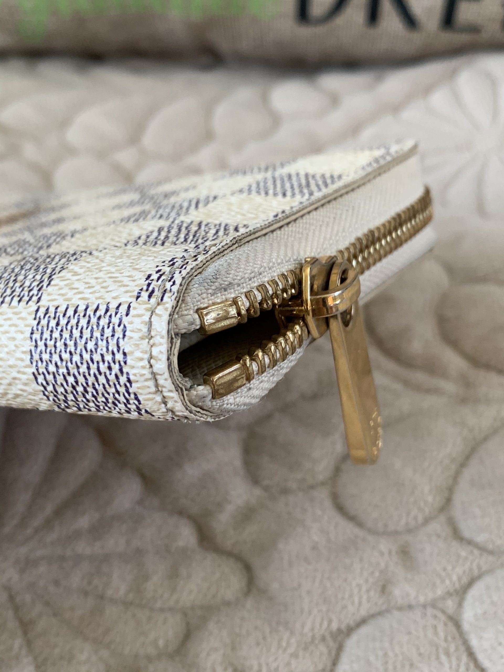 Louis Vuitton Damier Azur Compact Zippy Wallet – The Stock Room NJ
