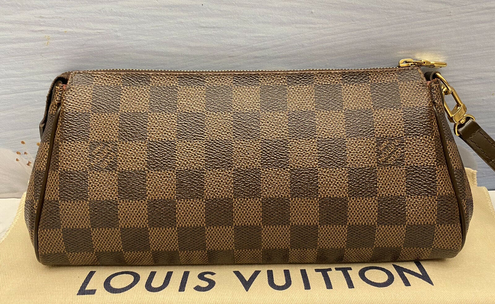 Louis Vuitton Eva Damier Ebene Clutch Crossbody Purse (SD2163