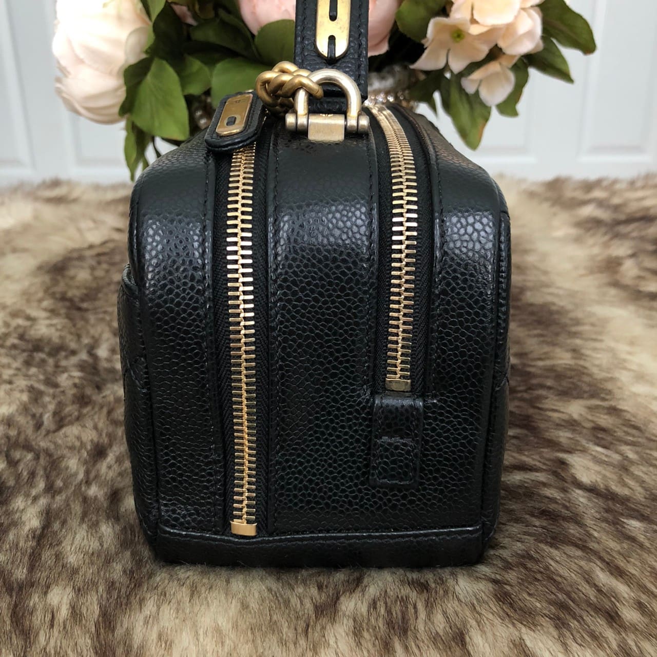 ❌SOLD❌ Black Trendy Mini Carry Around Bowling Bag Antique Gold