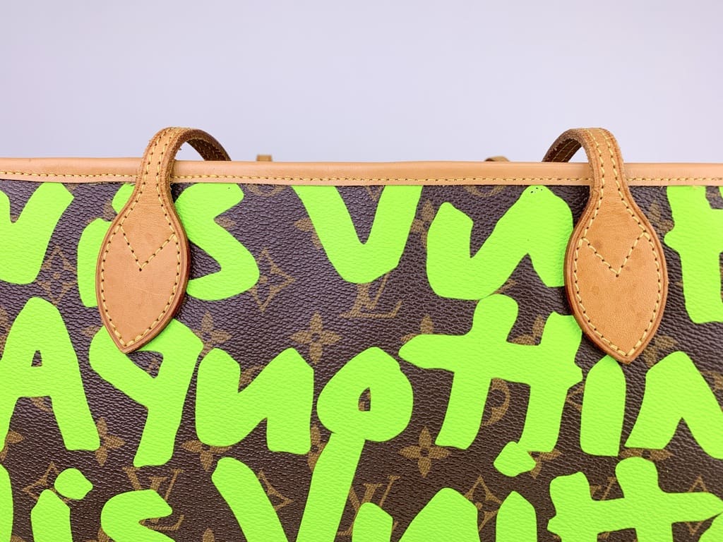 Limited Edition Stephen Sprouse Graffiti Neverfull GM in Neon Green  (FL1049) - Reetzy