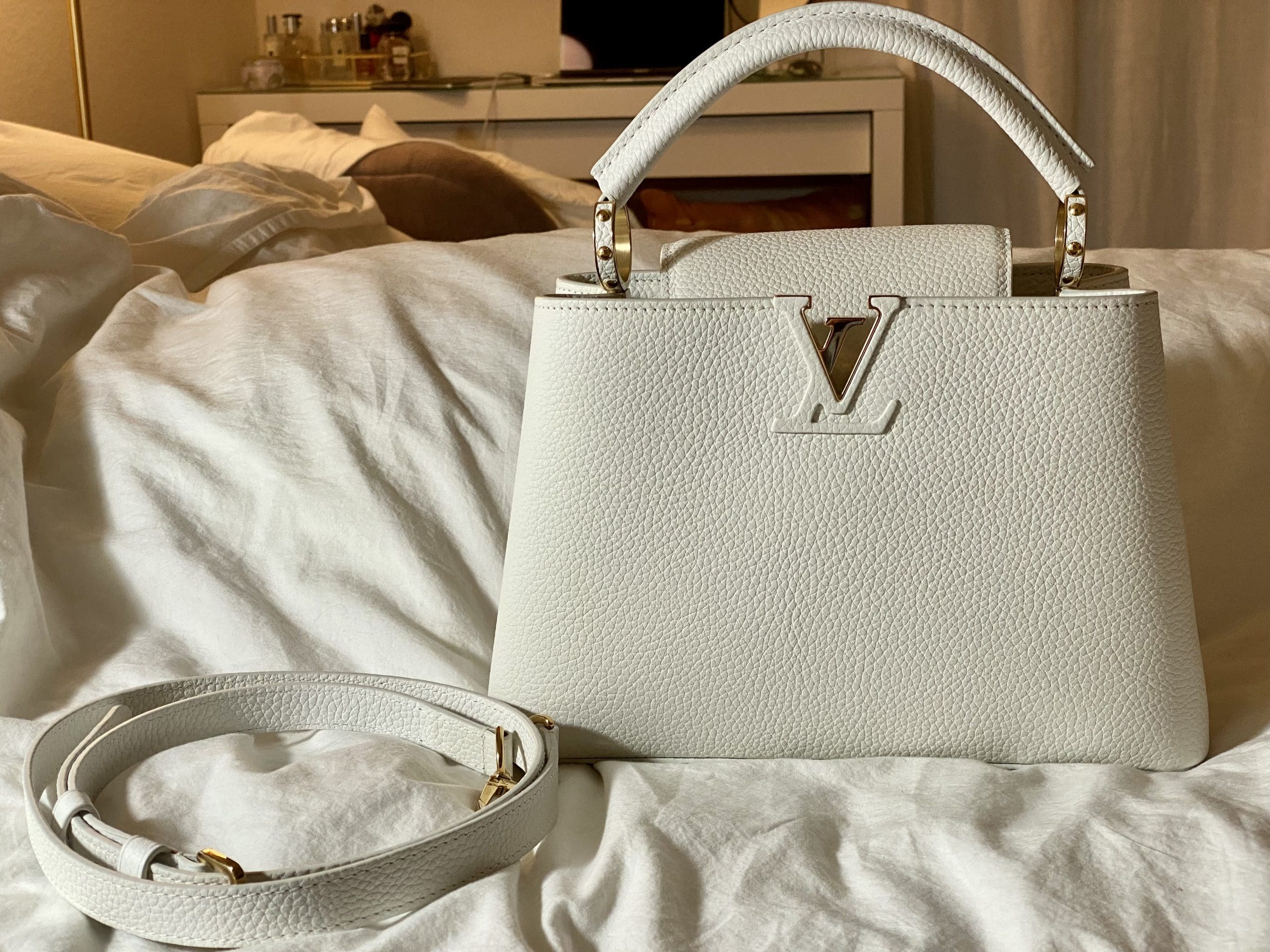Rent Buy Louis Vuitton BB Capucines Bag