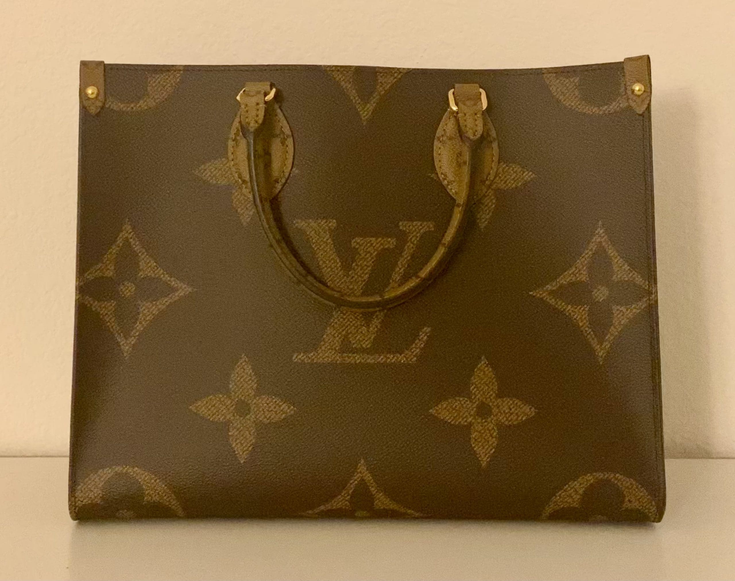 Louis Vuitton LV On The Go MM Monogram and Monogram Reverse – LUXZILLA