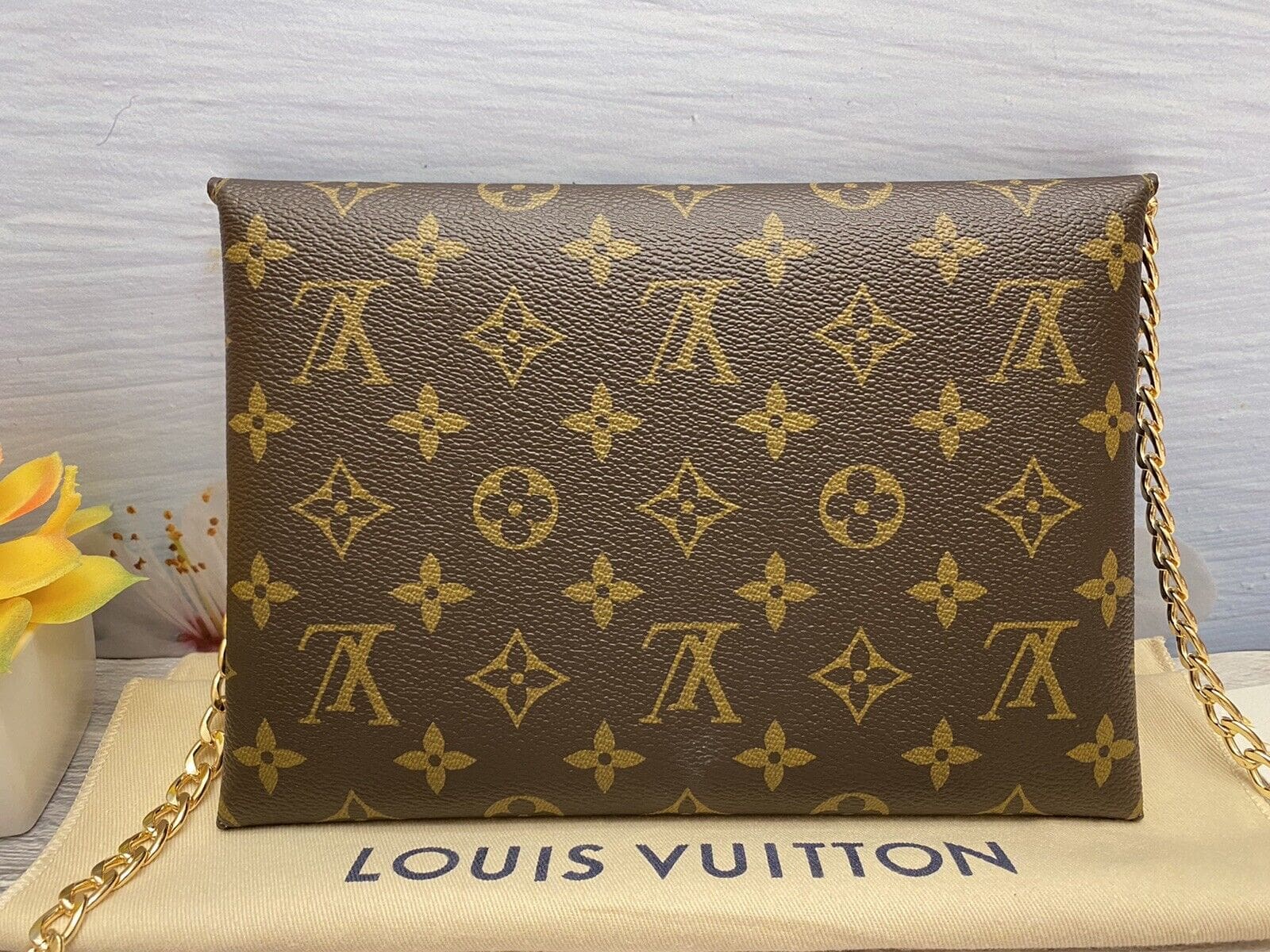 Louis Vuitton Monogram Kirigami Pochette - Reetzy