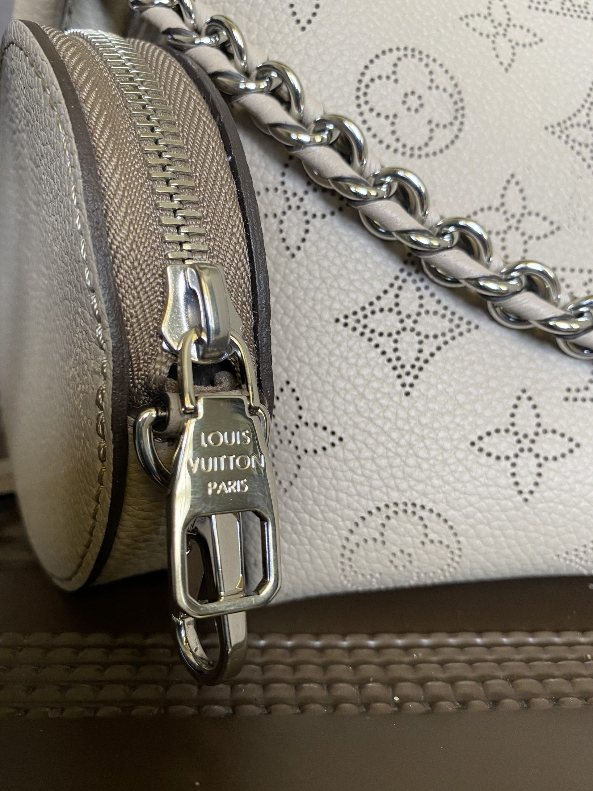 USED Louis Vuitton Grey Mahina Babylone Chain BB Hobo Bag AUTHENTIC