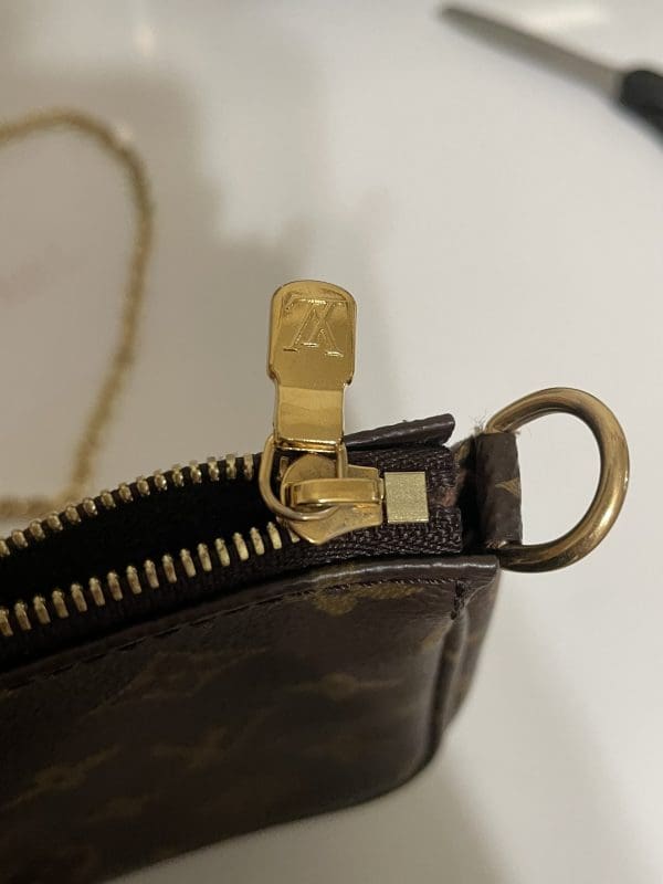 BRAND NEW Louis Vuitton Multi Pochette Accessories MNG Chain Mini Pochette  - Reetzy
