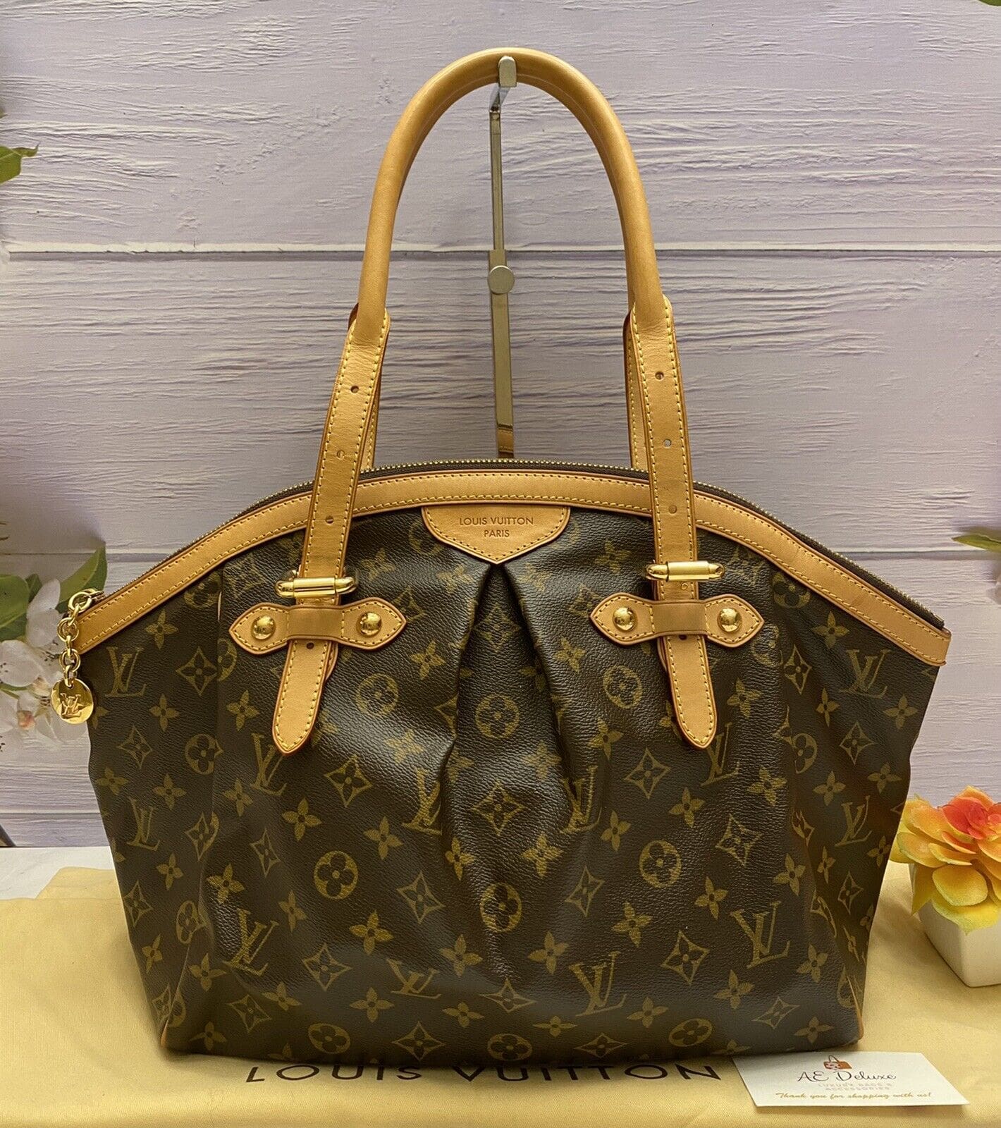 Louis Vuitton Tivoli GM Monogram Handbag Purse