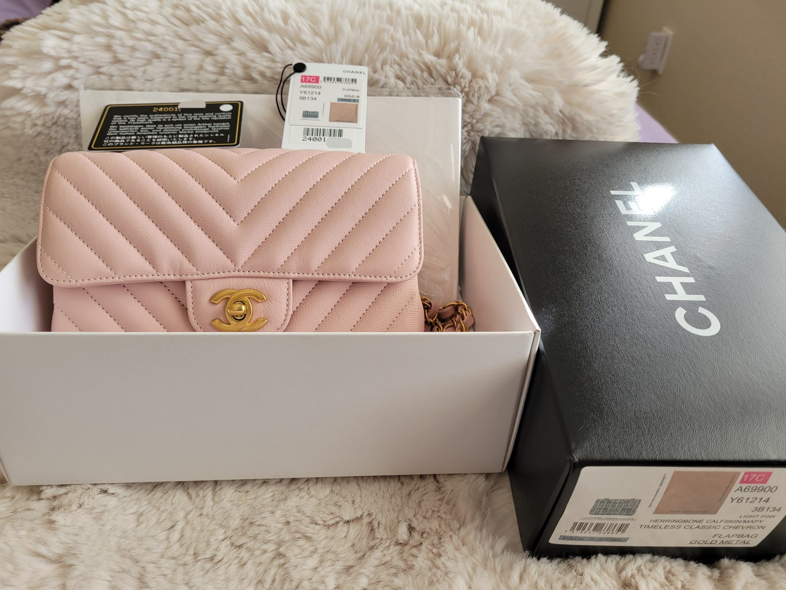 Sold] Chanel Rectangular Mini 17C Pink Chevron Calfskin Leather With Age  Gold Hardware - Reetzy