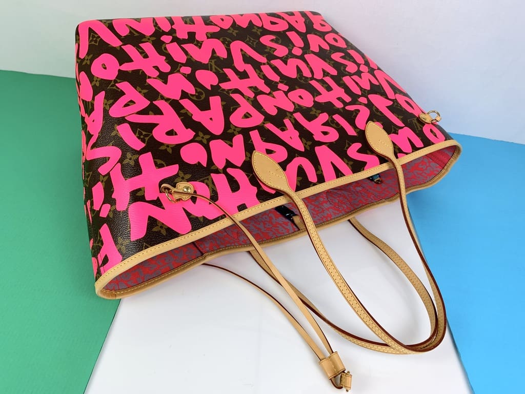 Louis Vuitton, Louis Vuitton Limited Edition Pink Monogram Graffiti Canvas  Neverfull GM Bag (2009)