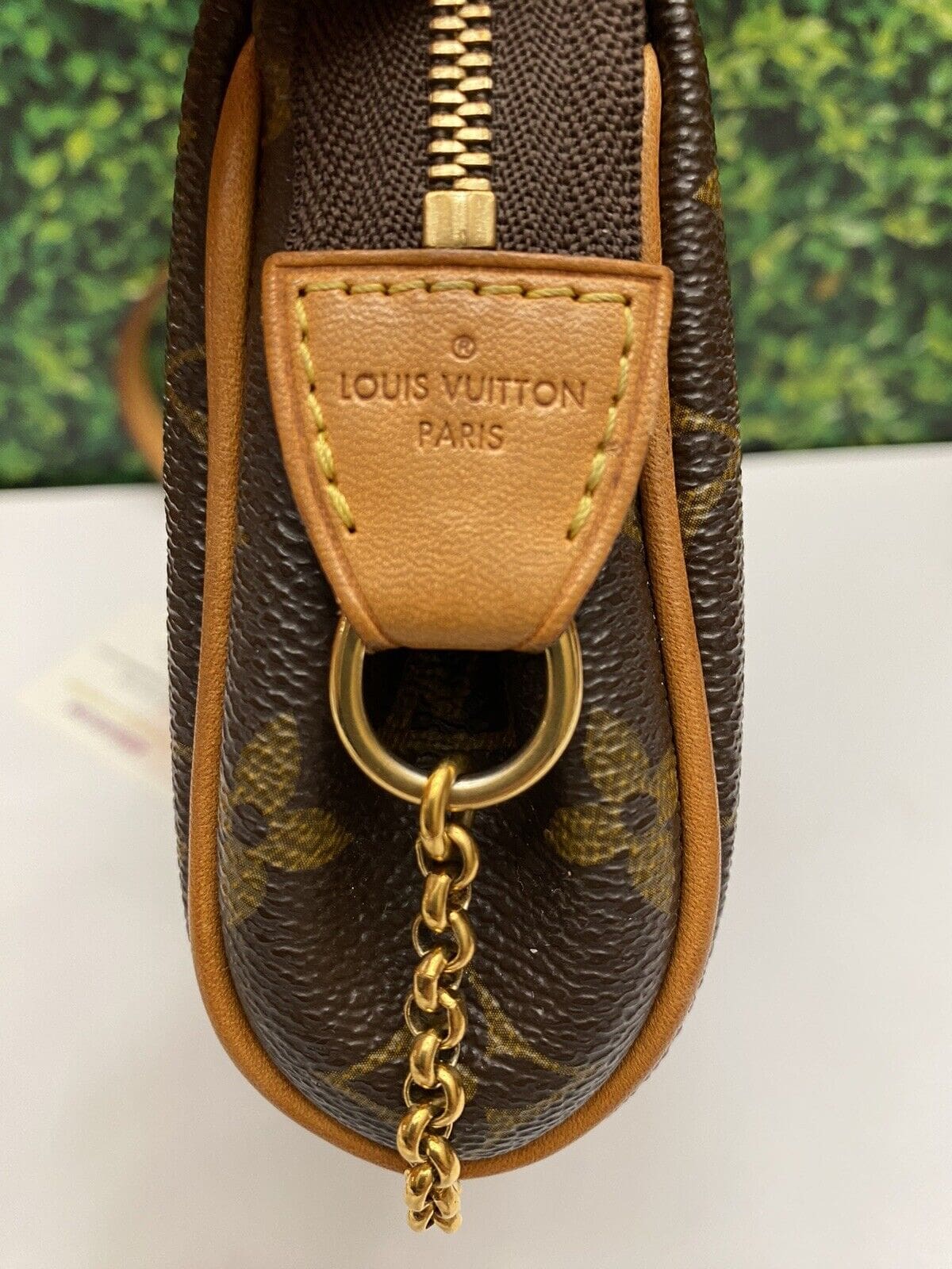 Louis Vuitton Eva Monogram Clutch Crossbody (SD2121)+ Dust Bag