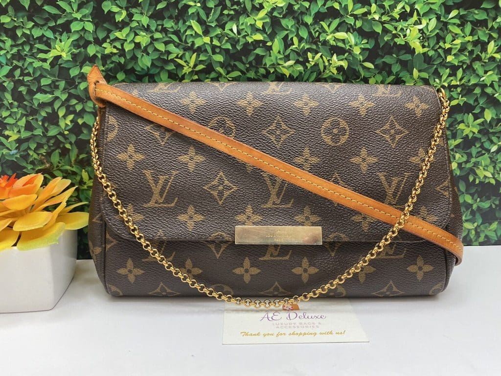 ❤️‍🩹SOLD❤️‍🩹 Louis Vuitton Favorite MM Monogram Chain Clutch Crossbody Bag  (FL0147) - Reetzy