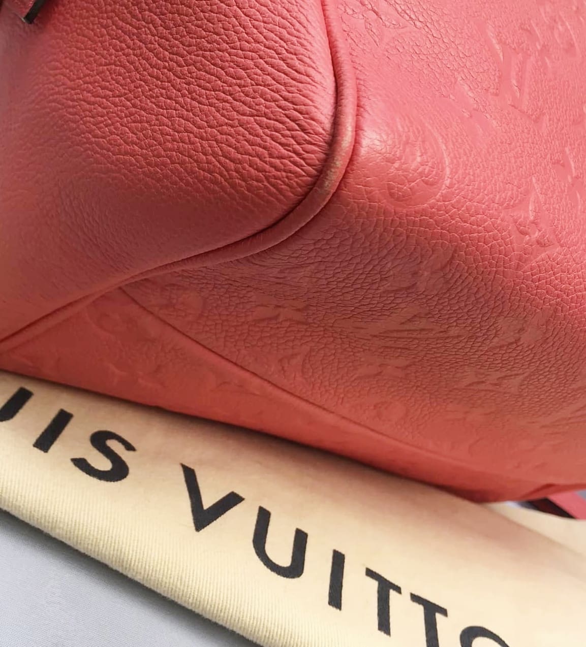 Louis Vuitton Speedy BANDOULI√àRE 25, Grey, One Size