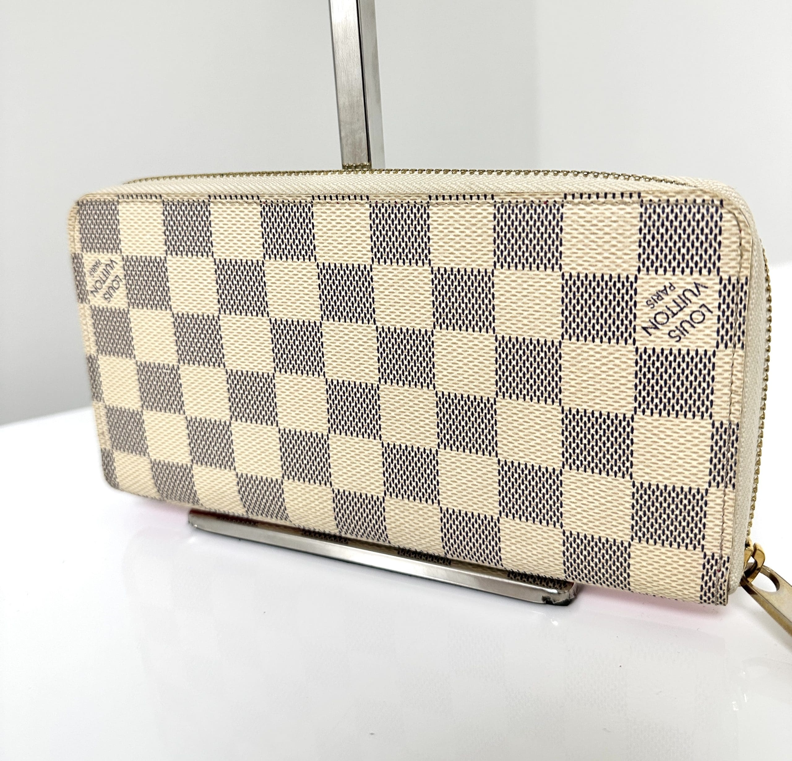 Authentic Louis Vuitton Mini Pochette Damier Azur Illustre Limited Edition  