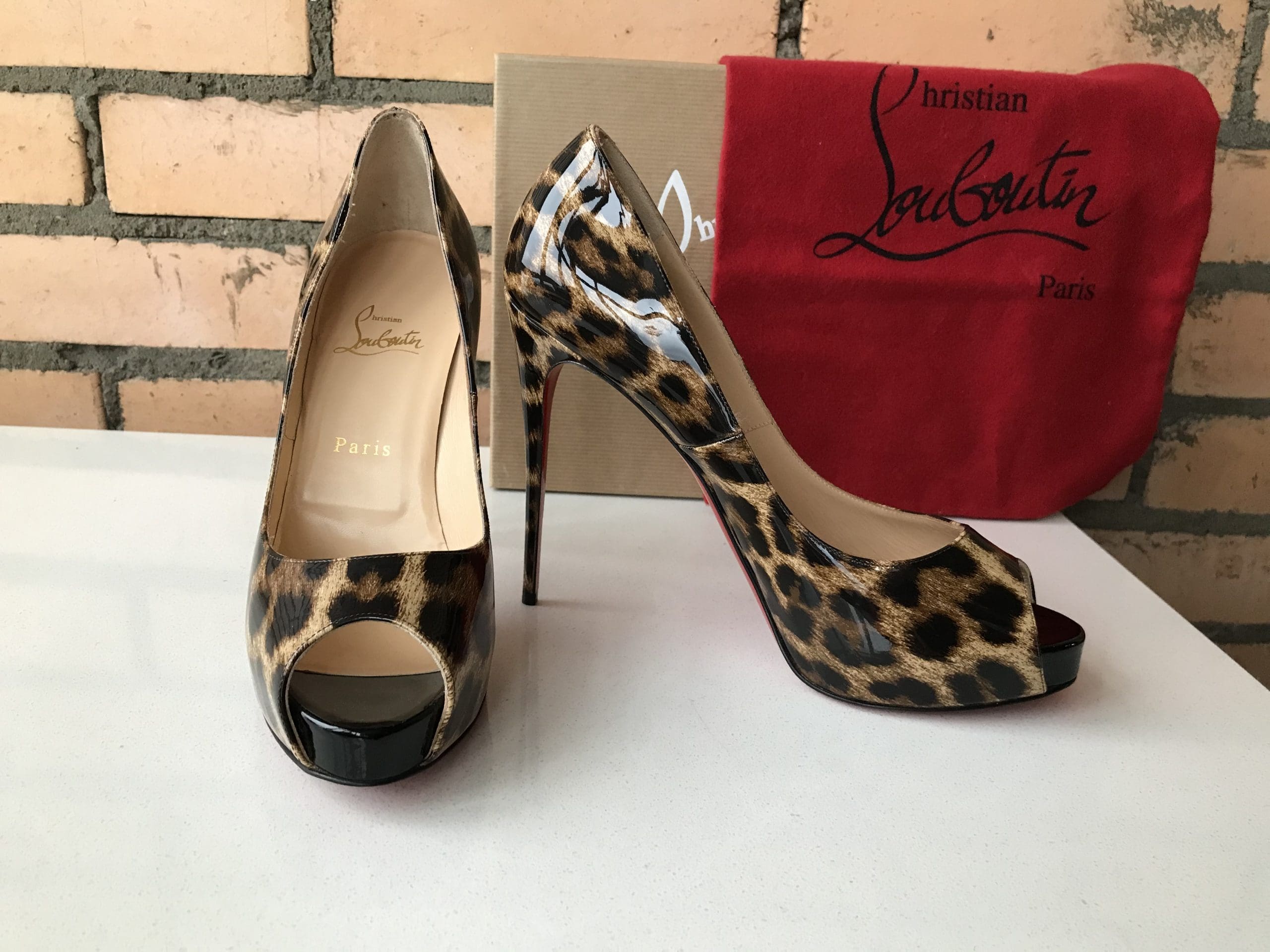 Christian Louboutin New Very Prive 120 Leopard Patent Leathee Open